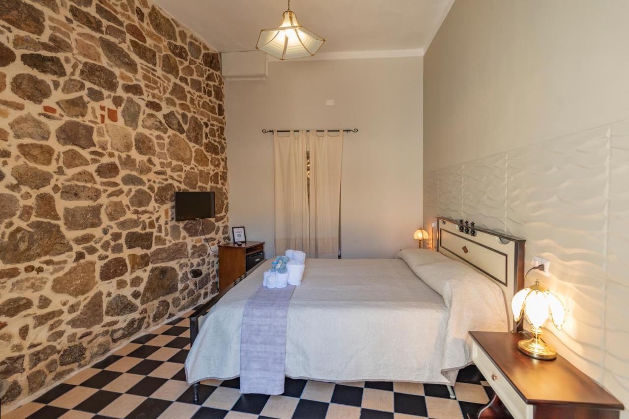 Domo Sa Barra Bed & Breakfast Sant'Antioco Exterior photo