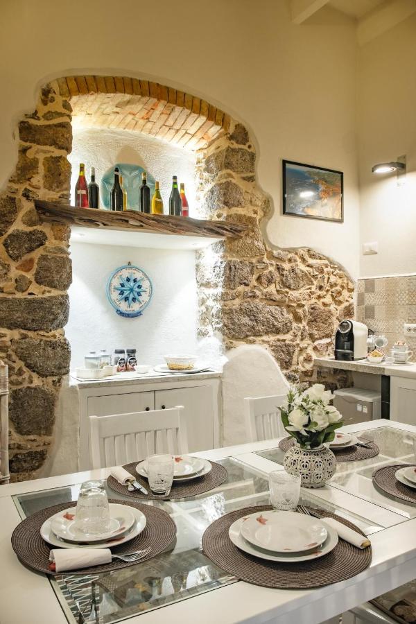 Domo Sa Barra Bed & Breakfast Sant'Antioco Exterior photo