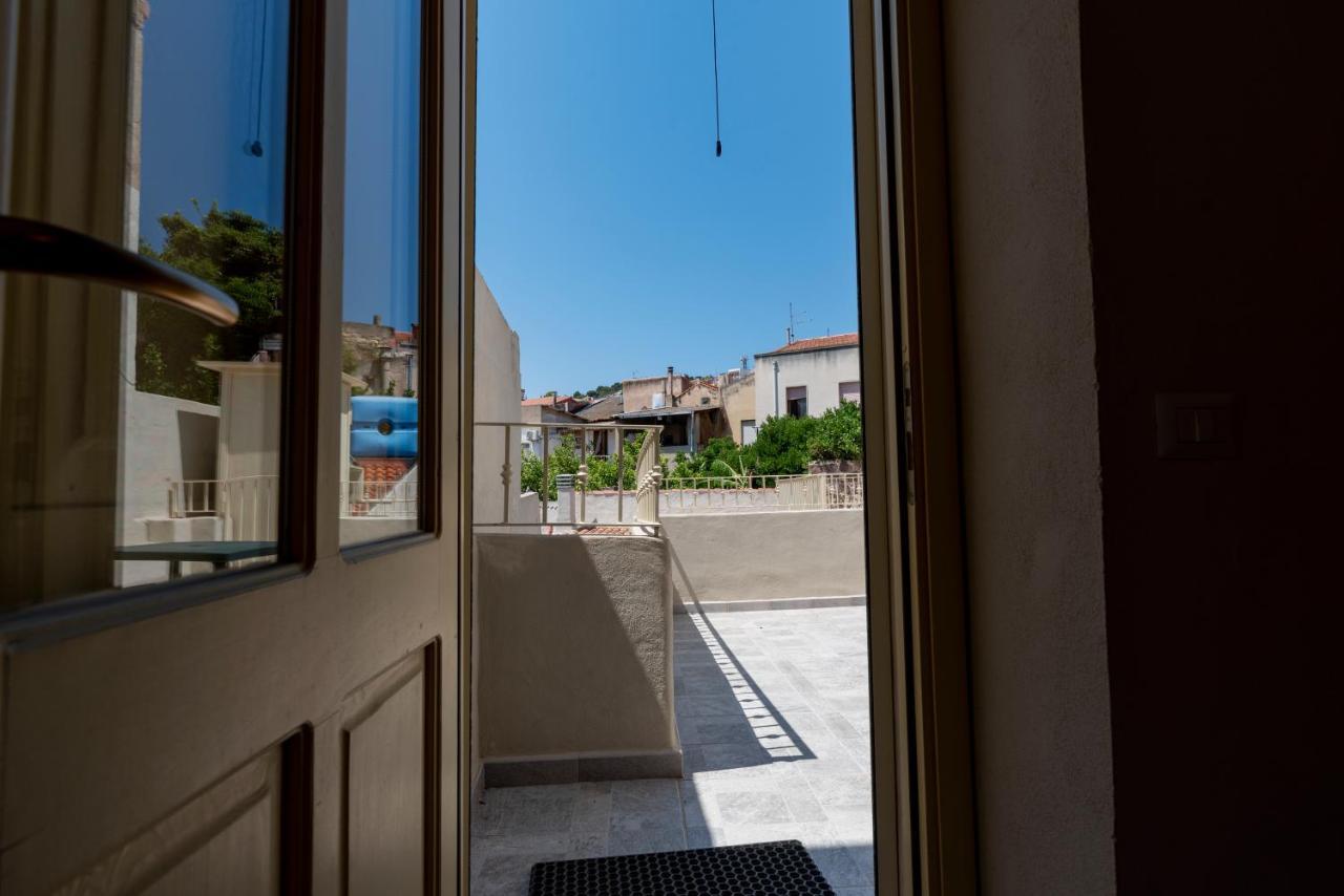 Domo Sa Barra Bed & Breakfast Sant'Antioco Exterior photo